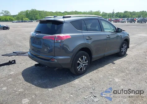 2016 Toyota Rav4 Le z USA, uszkodzony, nr VIN JTMBFREV2GD194484